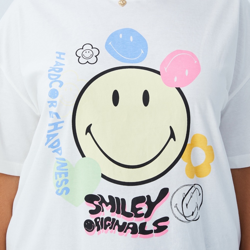 NEW Oversized Graphic Tee